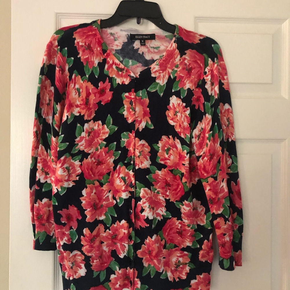 Beautiful fuchsia and navy flowered cardigan